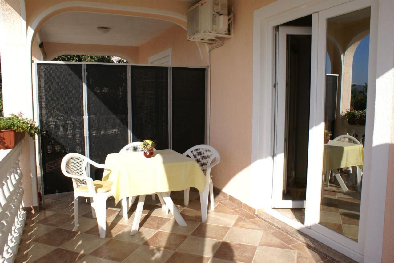 Apartment Nevenka Veglia Exterior foto